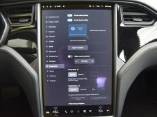 Tesla Model S 75D AUTOPILOT 2.5 - 31