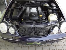 Mercedes-Benz Třídy E 430 AVANTGARDE W210 V8 4MATIC - 28