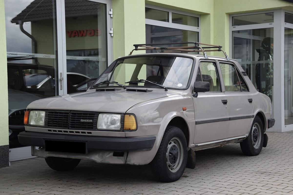 Škoda 120 120L ČR TAŽNÉ 2xKOLA - 0