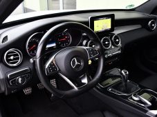 Mercedes-Benz Třídy C 220D AMG LED 125kW 1.MAJ - 14