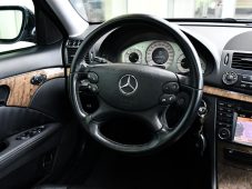 Mercedes-Benz Třídy E 280 CDI 4M NAVI TAŽNÉ WEBASTO - 5