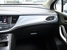 Opel Astra 1.4 TURBO 110kW CARPLAY SMILE - 7