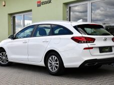 Hyundai i30 1.6CRDi 85kW CARPLAY ČR 2xKOLA - 3