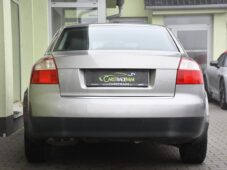 Audi A4 1.9TDi 74kW BOSE AUT. A/C - 9