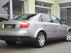 Audi A4 1.9TDi 74kW BOSE AUT. A/C - 3