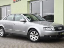 Audi A4 1.9TDi 74kW BOSE AUT. A/C - 1