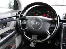 Audi A4 1.9TDi 74kW BOSE AUT. A/C - 5