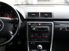 Audi A4 1.9TDi 74kW BOSE AUT. A/C - 6