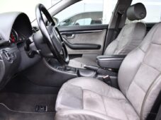 Audi A4 1.9TDi 74kW BOSE AUT. A/C - 12