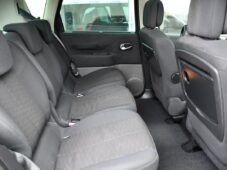 Renault Scénic 1.6i PANORAMA - 19