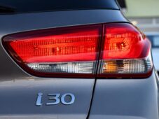 Hyundai i30 1,0T-GDi NAVI KAMERA ČR - 52
