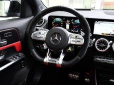 Mercedes-Benz GLA 35 AMG 4M N.TOP PANO K360° ČR - 5