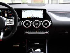 Mercedes-Benz GLA 35 AMG 4M N.TOP PANO K360° ČR - 6