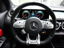 Mercedes-Benz GLA 35 AMG 4M N.TOP PANO K360° ČR - 25
