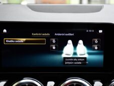 Mercedes-Benz GLA 35 AMG 4M N.TOP PANO K360° ČR - 33