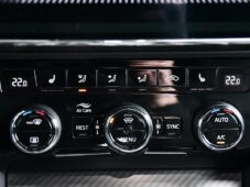 Škoda Superb 2.0TDi 147kW REZERVACE - 24
