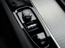 Volvo S60 T4 INSCRIPTION VIRTUAL 1M ČR - 25