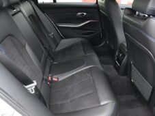 BMW Řada 3 320d xDrive M-SPORT ČR 15tKM!! - 15
