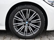 BMW Řada 3 320d xDrive M-SPORT ČR 15tKM!! - 49