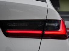 BMW Řada 3 320d xDrive M-SPORT ČR 15tKM!! - 50