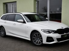 BMW Řada 3 320d xDrive M-SPORT ČR 15tKM!! - 4