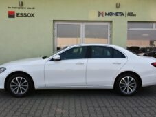 Mercedes-Benz Třídy E 220d 9G HUD K360°ČR - 11