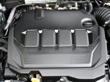 Volkswagen Passat 2,0 TDI ELEGANCE NAVI ACC - 22