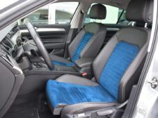 Volkswagen Passat 2,0 TDI ELEGANCE NAVI ACC - 15