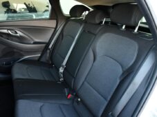 Hyundai i30 1.6CRDi 85kW FRESH ZÁRUKA - 19