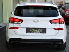 Hyundai i30 1.6CRDi 85kW FRESH ZÁRUKA - 9
