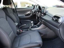 Hyundai i30 1.6CRDi 85kW FRESH ZÁRUKA - 17