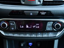 Hyundai i30 1.6CRDi 85kW FRESH ZÁRUKA - 24