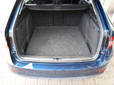 Škoda Superb 2.0TDi STYLE DSG ACC 1M ČR - 36
