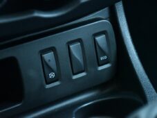 Dacia Duster 1.5dCi TAŽNÉ NAVI KAMERA - 31