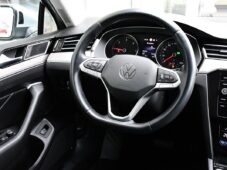 Volkswagen Passat 2,0 TDI ELEGANCE NAVI ACC - 5