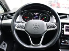 Volkswagen Passat 2,0 TDI ELEGANCE NAVI ACC - 26