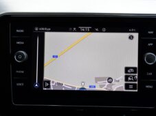 Volkswagen Passat 2,0 TDI ELEGANCE NAVI ACC - 31