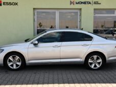 Volkswagen Passat 2,0 TDI ELEGANCE NAVI ACC - 10