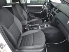 Škoda Octavia 2.0TDi DSG NAVI REZERVACE - 13