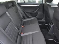 Škoda Octavia 2.0TDi DSG NAVI REZERVACE - 16