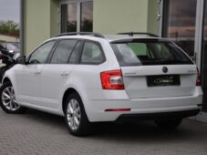 Škoda Octavia 2.0TDi DSG NAVI REZERVACE - 2