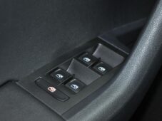Škoda Octavia 2.0TDi DSG NAVI REZERVACE - 25