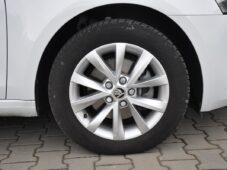 Škoda Octavia 2.0TDi DSG NAVI REZERVACE - 48