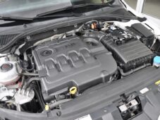 Škoda Octavia 2.0TDi DSG NAVI REZERVACE - 50