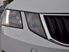 Škoda Octavia 2.0TDi DSG NAVI REZERVACE - 51