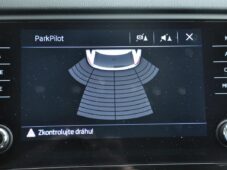 Škoda Octavia 2.0TDi DSG NAVI REZERVACE - 41