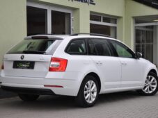 Škoda Octavia 2.0TDi DSG NAVI REZERVACE - 4