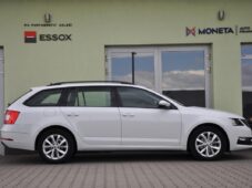 Škoda Octavia 2.0TDi DSG NAVI REZERVACE - 5