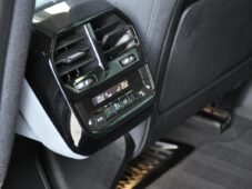 BMW iX xDrive40 326k - 13