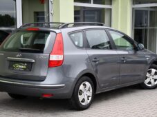 Hyundai i30 CW 1.4i 2xKOLA - 4